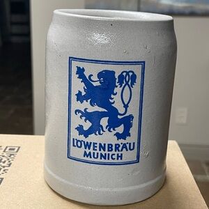 Vintage Lowenbrau Munich made in Germany Stoneware Beer Stein 0.5 liters